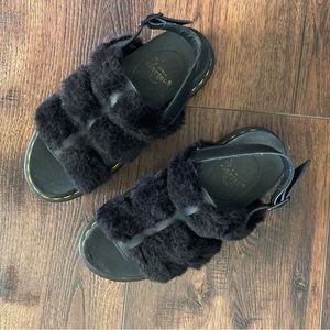 Dr.Martin Fluffy Sandals